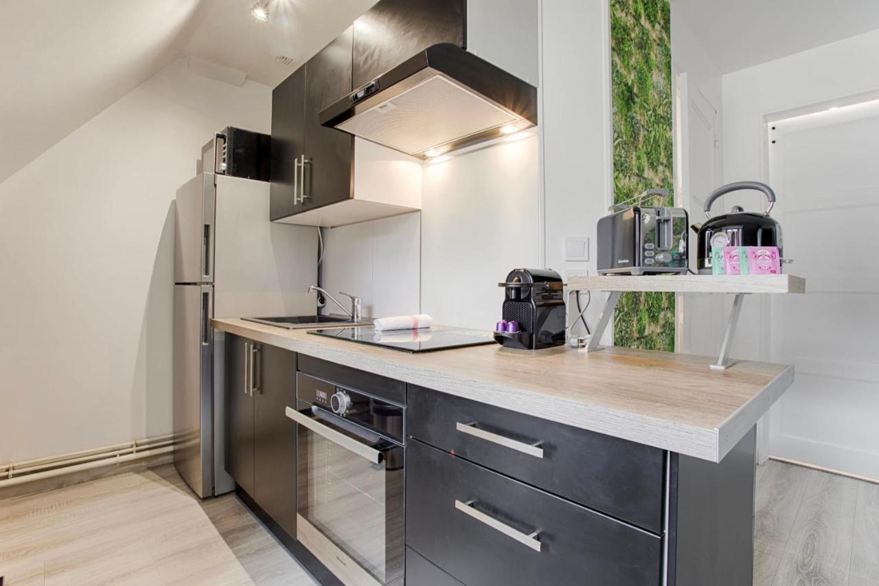 דירות פאלז La Casa Centra Charm At Falaise'S Downtown מראה חיצוני תמונה