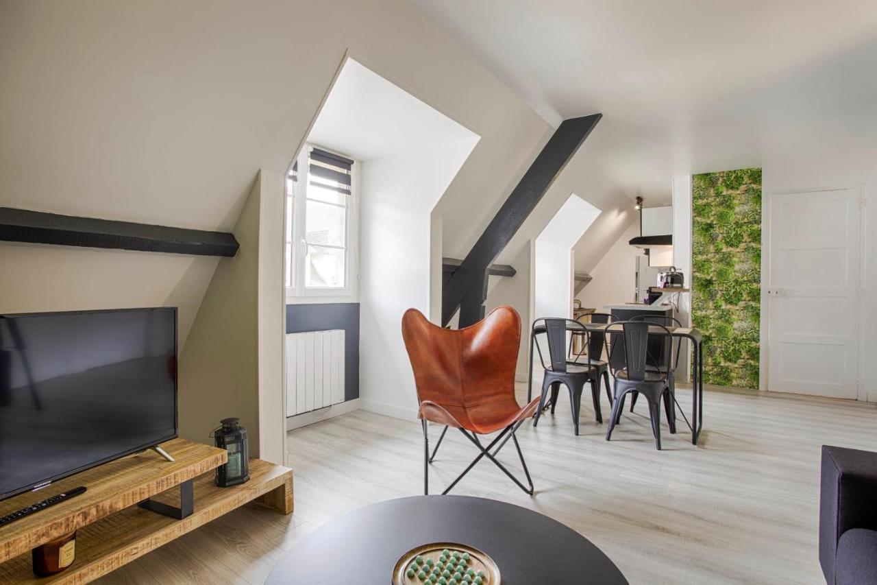 דירות פאלז La Casa Centra Charm At Falaise'S Downtown מראה חיצוני תמונה
