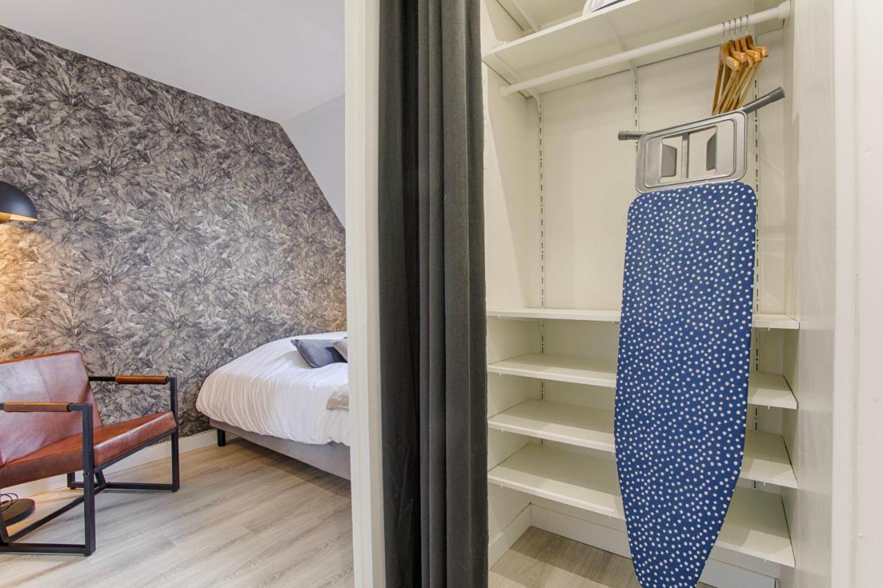 דירות פאלז La Casa Centra Charm At Falaise'S Downtown מראה חיצוני תמונה